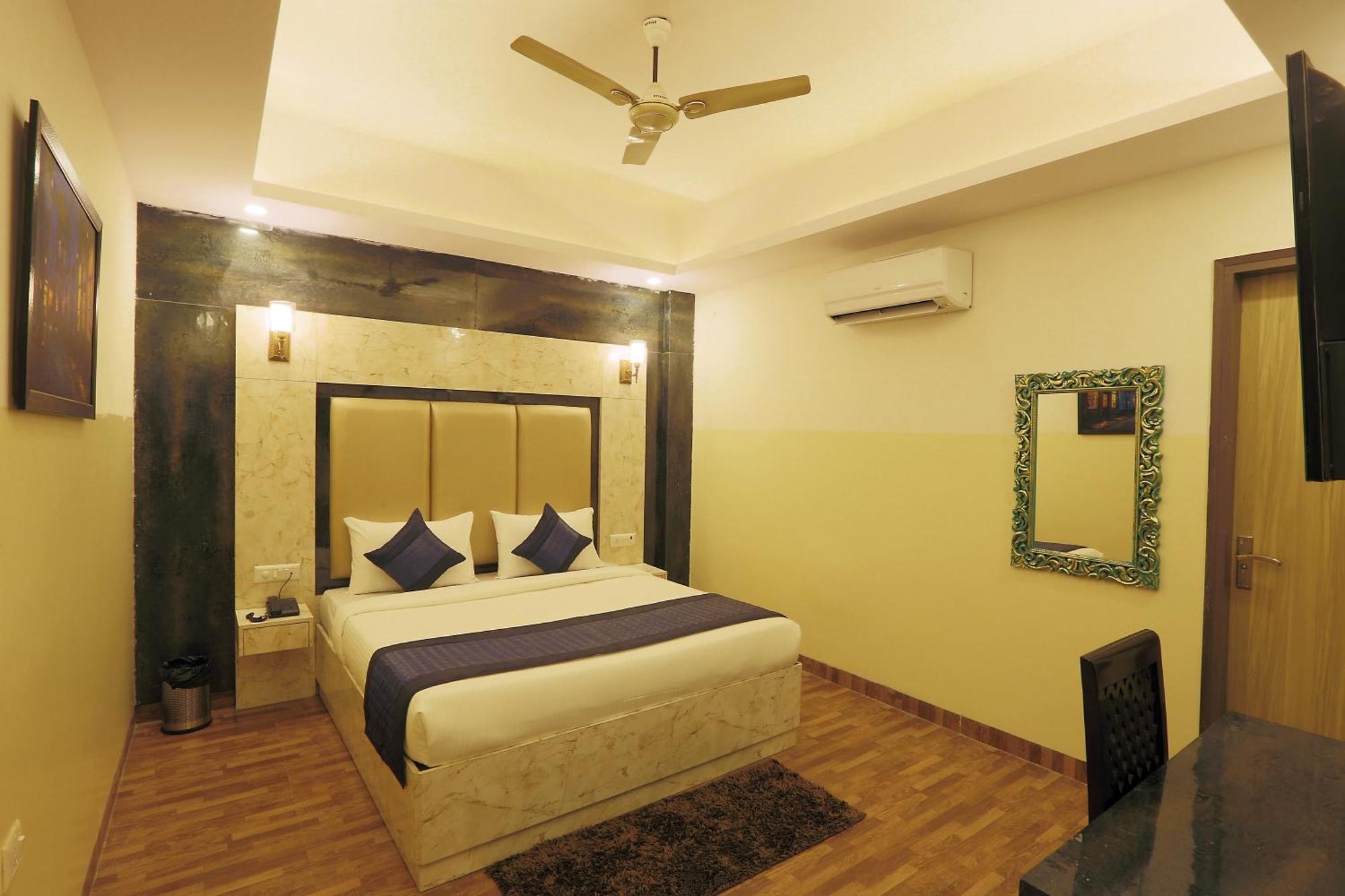 Plazzo Prime Plaza At Delhi Airport Bed & Breakfast New Delhi Exterior photo